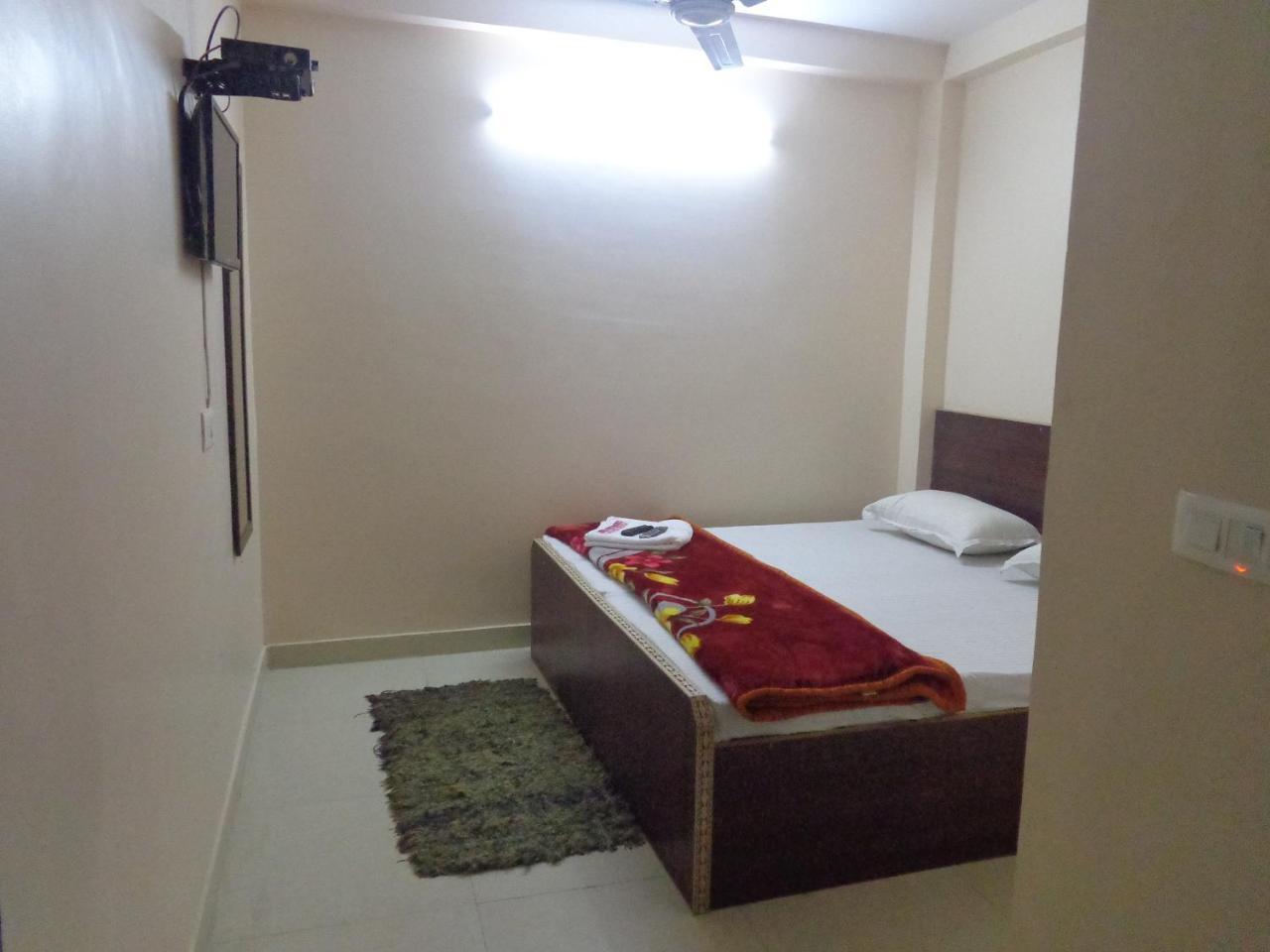 Delhi Inn New Delhi Ngoại thất bức ảnh